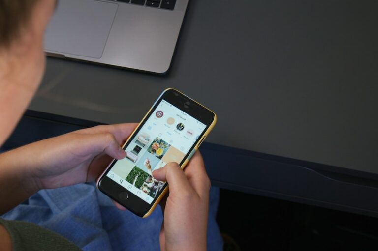 Harnessing Social Media for Powerful Brand Engagement Strategies